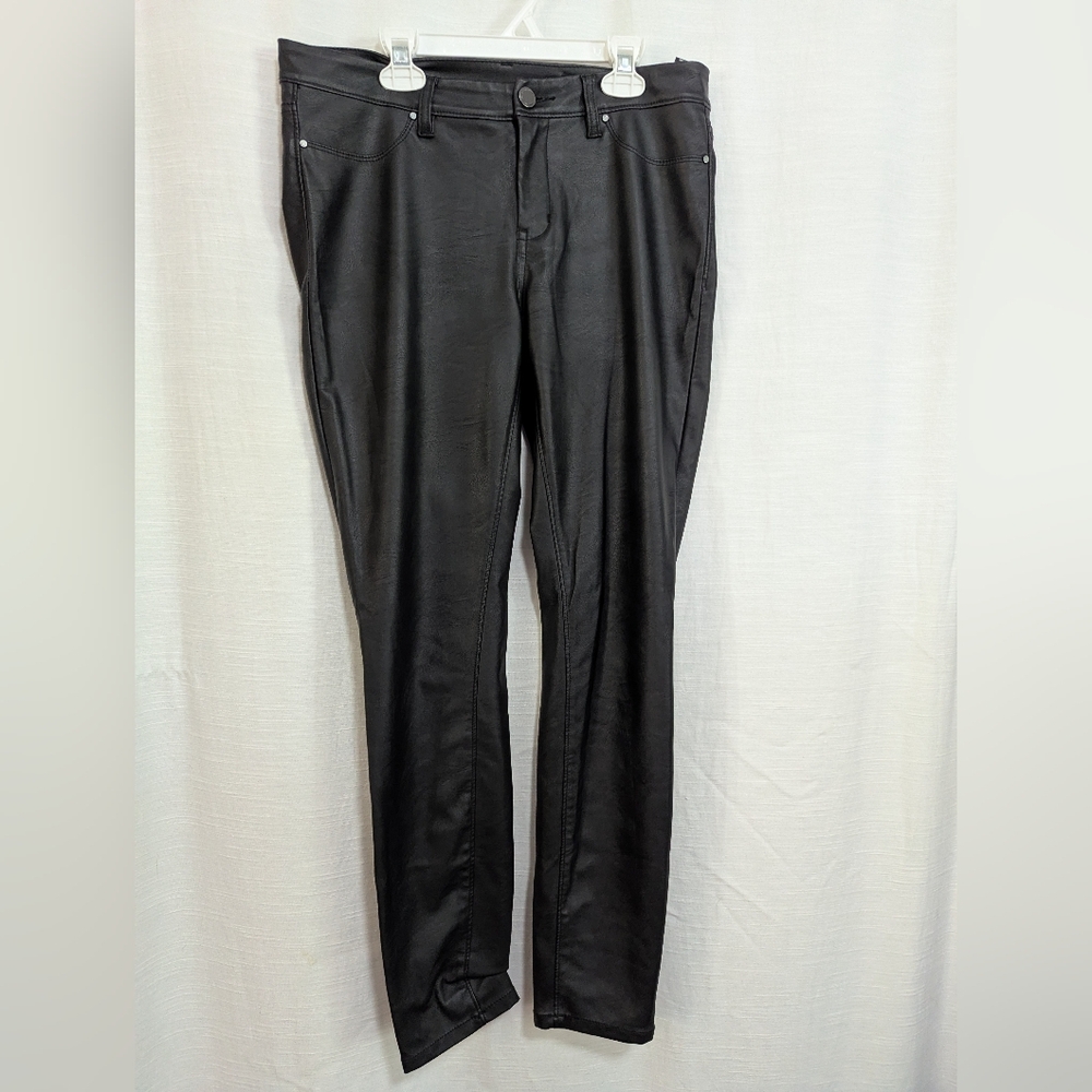 Blank NYC Vegan Leather Black Skinny Pants